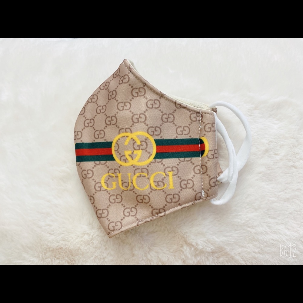 Polly Mask 3 Stripes